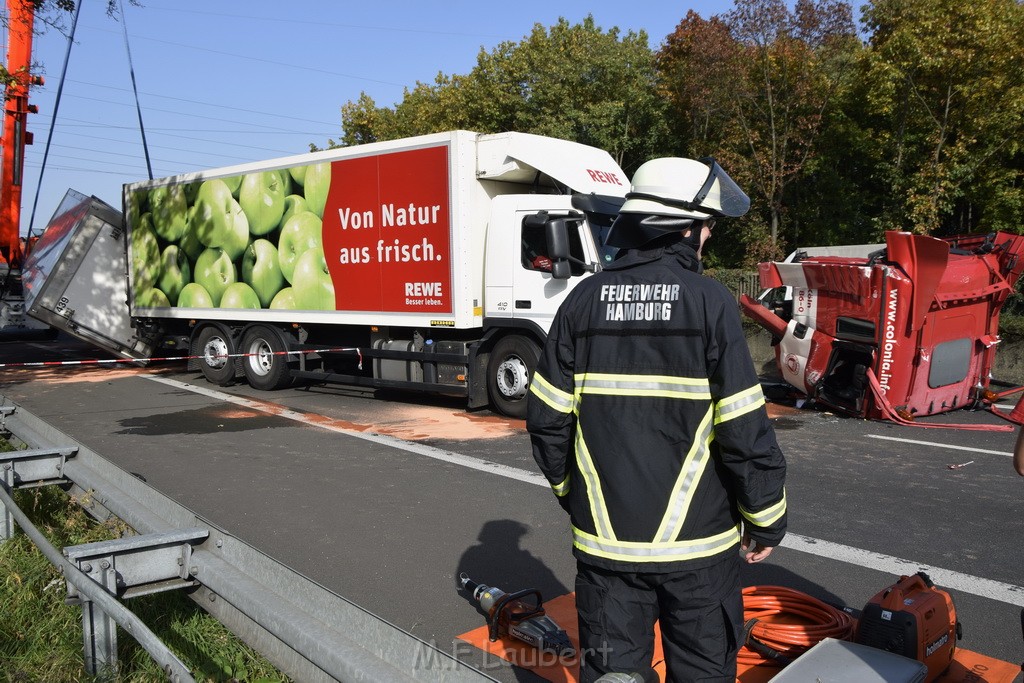 Schwerer VU PKlemm A 57 Rich Innenstadt Hoehe Koeln Chorweiler P033.JPG - Miklos Laubert